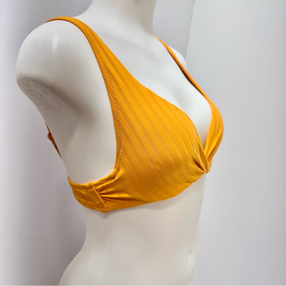 NWT Push Up Shade and Shore Bikini Top